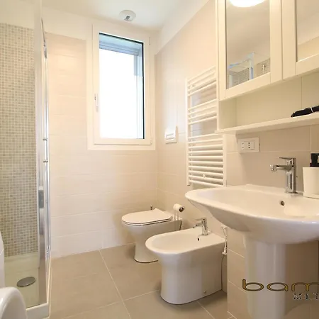 Apartment Bamboo Rutilia